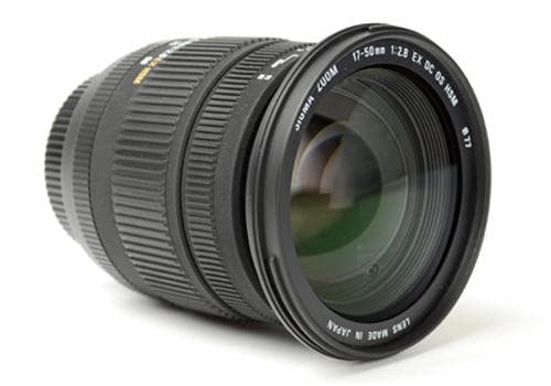 sigma 17-50 nikon canon sở hữu khẩu độ f/2.8 lớn chụp ảnh hiệu quả trong điều kiện ánh sáng yếu