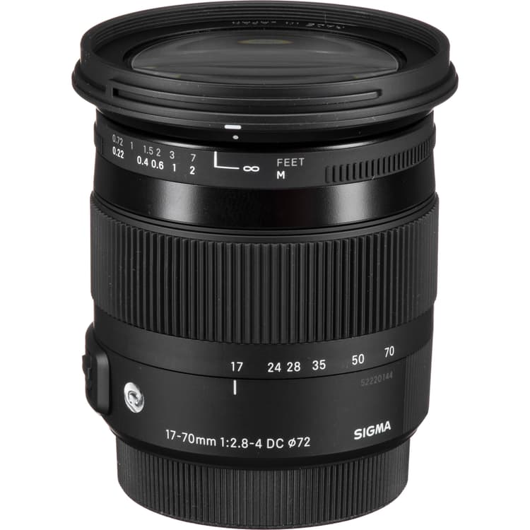 Sigma 17-70mm f/2.8-4 DC Macro OS HSM