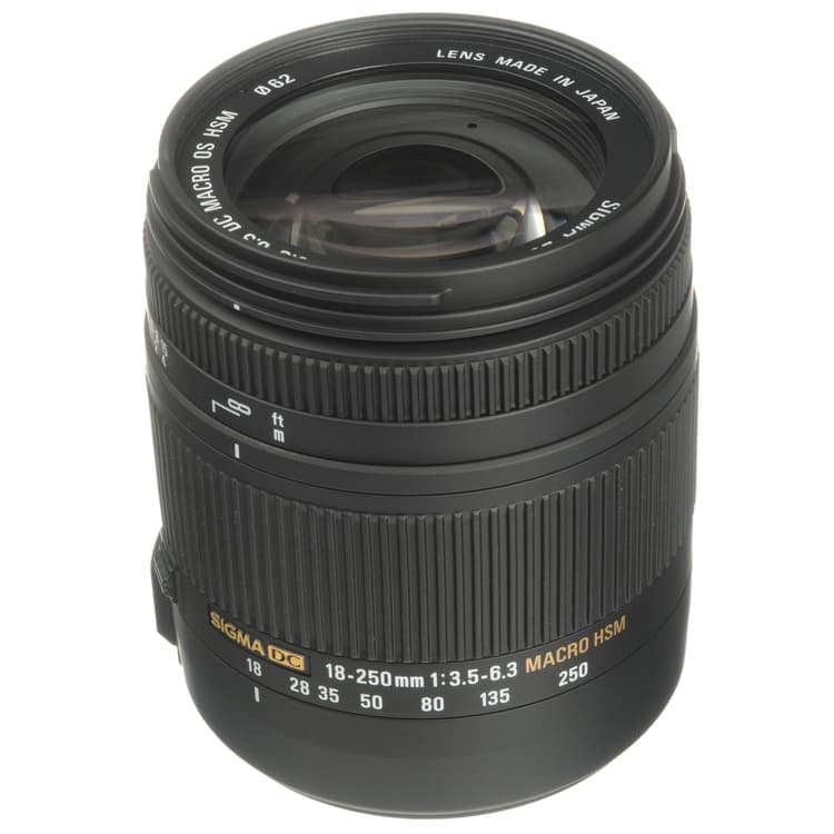 Sigma 18-250mm f3/5-6.3 DC Macro OS HSM có bộ ổn định quang học OS