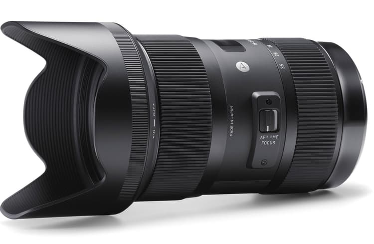 Ống kính Sigma 18-35mm f1.8 DC HSM Art có tổng cộng 17 thấu kính