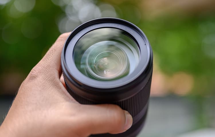 Cấu trúc quang học Canon RF 24-240mm F4-6.3 IS USM