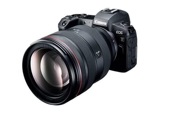 Vòng điều khiển tích hợp trên Canon RF 28-70mm F/2 L USM