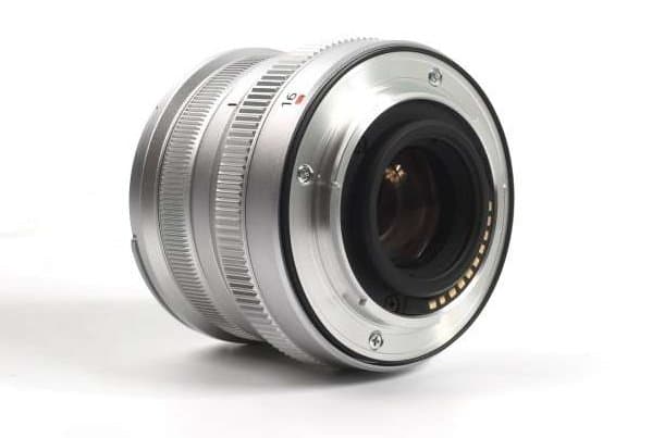 Cấu trúc quang học FUJIFILM XF 16mm f / 2.8 R WR