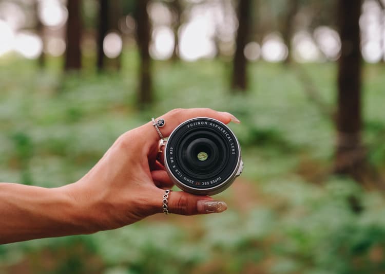 Fujifilm XF 23mm f/2.8 R WR có thiết kế siêu nhỏ gọn