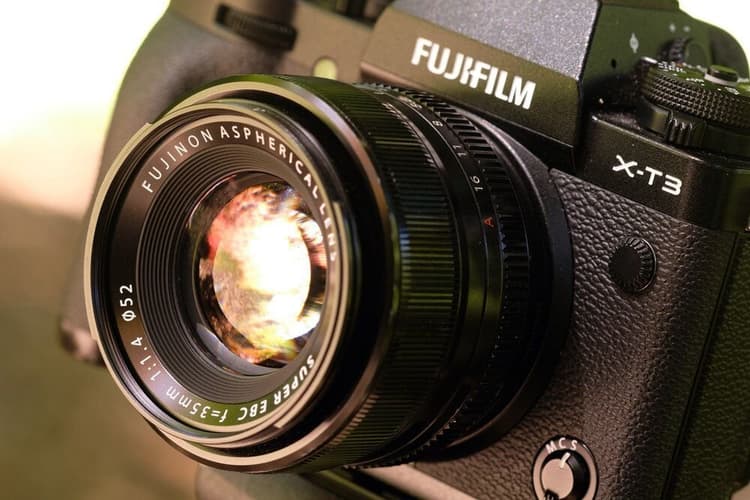 Fujifilm XF 35mm với khẩu độ tối đa f/1.4