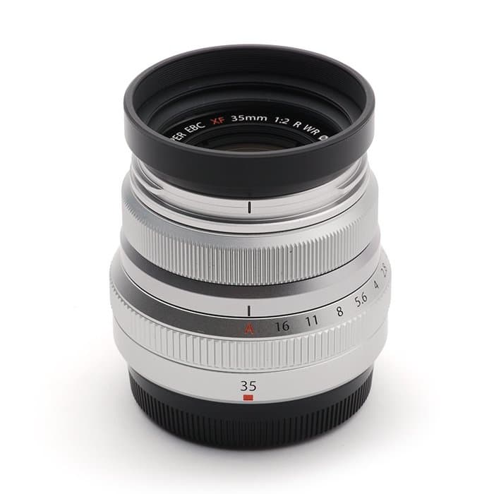 Fujifilm XF 35mm f2.0 R WR (Silver) thiết kế nhỏ gọn
