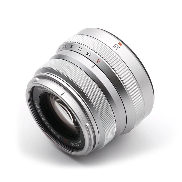 Fujifilm XF 35mm f2.0 R WR (Silver) lấy nét nhanh