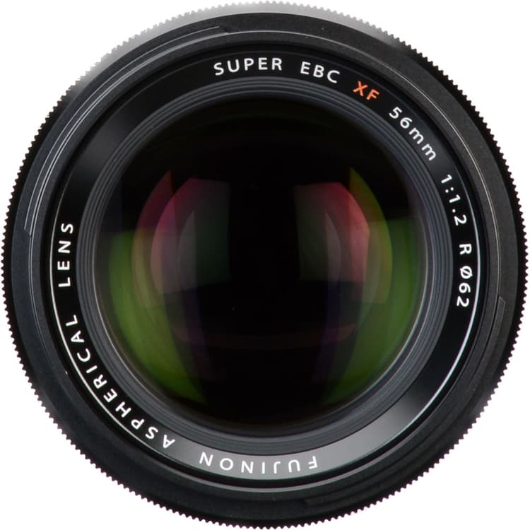 Hệ thống cấu tạo quang học của lens gồm 11 thấu kính xếp thành 8 nhóm
