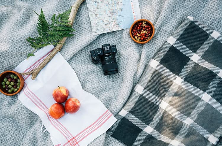 Khẩu độ lớn f/2.8