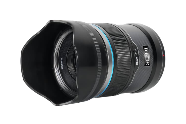 Thiết kế SIRUI AF Sniper 23mm F1.2 (APS-C)