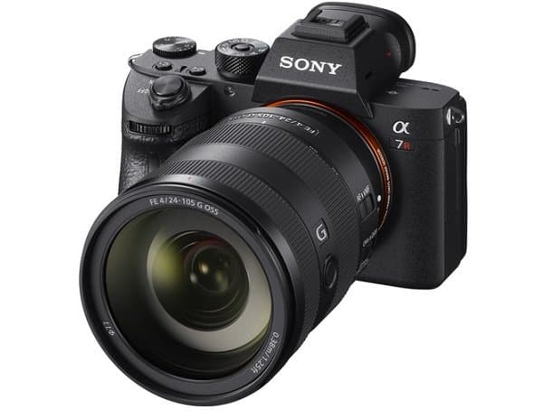Sony FE 24-105mm f/4 G OSS tích hợp tính năng ổn định hình ảnh quang học SteadyShot