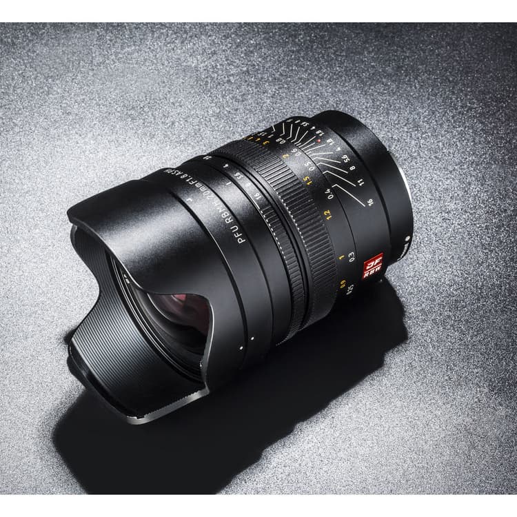 Lens được phủ lớp phủ HD Nano nhiều lớp ngăn hiện tượng bóng mờ và lóa sáng