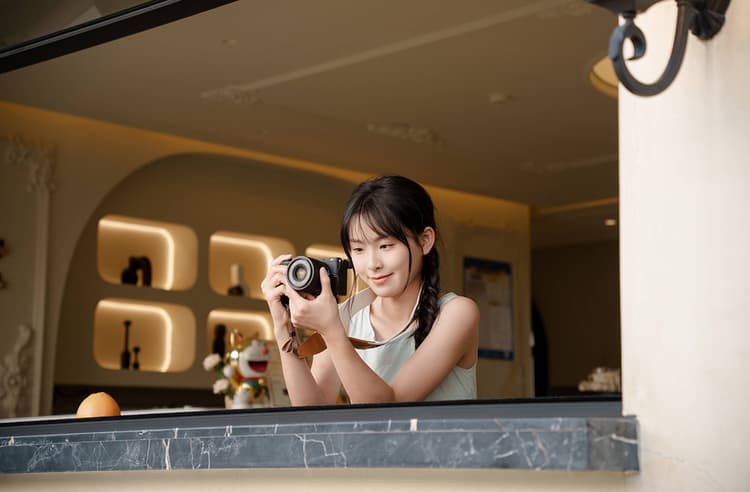 Viltrox 35mm f/1.7 XF quay video chuyên nghiệp