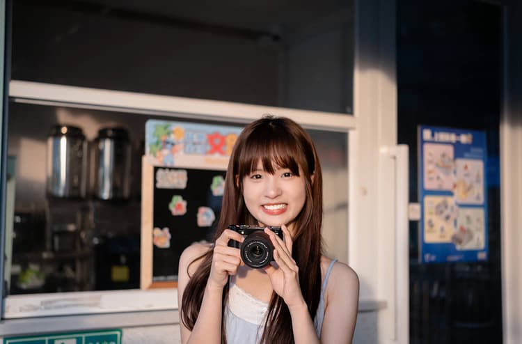 Viltrox 35mm f/1.7 XF nhỏ gọn, tiện lợi