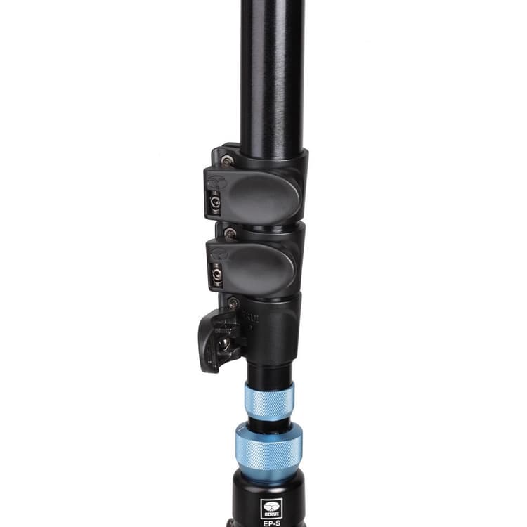 Monopod EP-204S được trang bị hệ thống khóa bật nhanh giúp kéo dài hoặc thu gọn các đoạn chân một cách dễ dàng và nhanh chóng