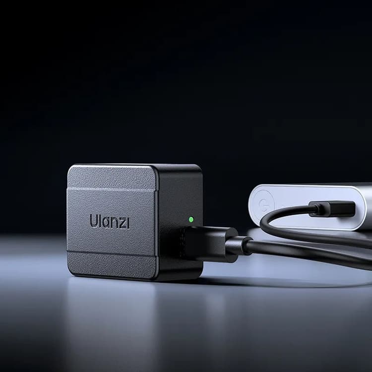Mini Ulanzi SL02 sạc nhanh qua cổng Type-C