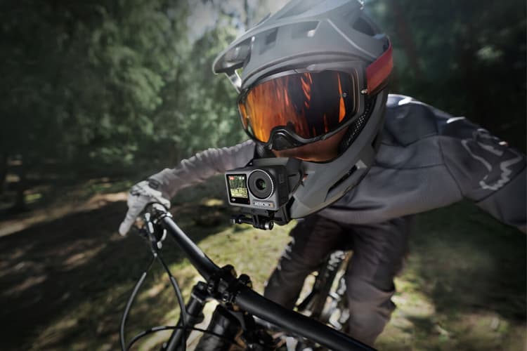 DJI Osmo Action Helmet Chin Mount mang đến góc quay sáng tạo