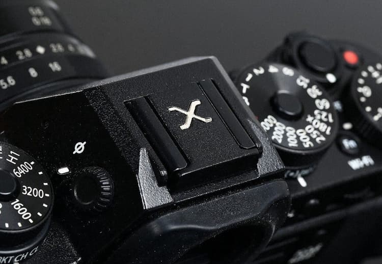 Nắp Che Hotshoe Fujifilm
