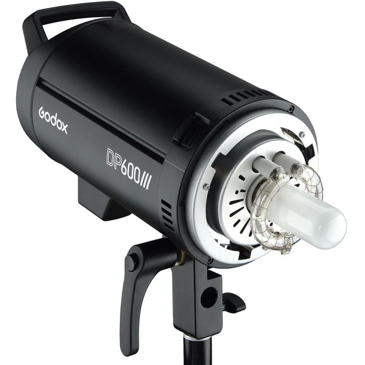 Godox DP600III kết nối được với nhiều phụ kiện khác