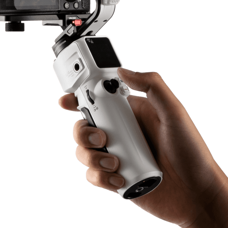 Gimbal tích hợp các nút điều khiển và trang bị màn hình OLED