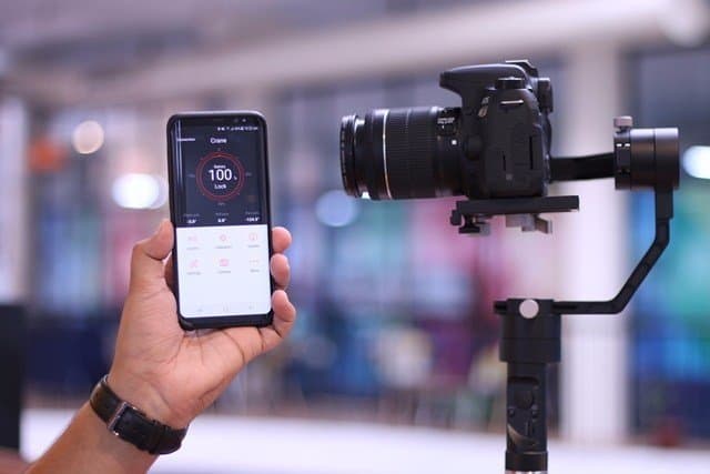 Zhiyun Crane V2 cho phép kết nối bluetooth