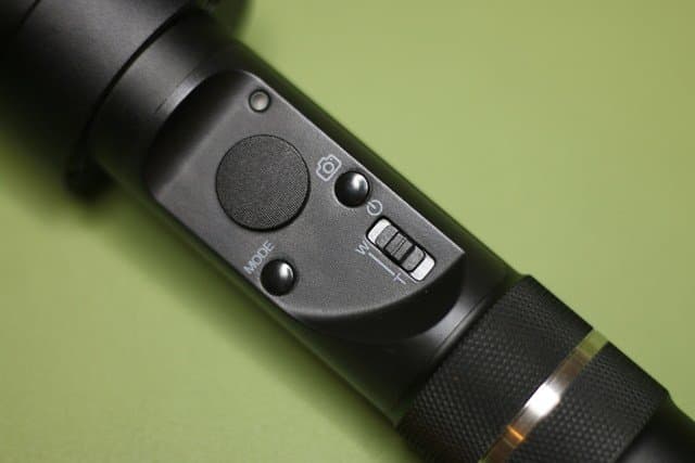 Zhiyun Crane V2 pin lâu hơn