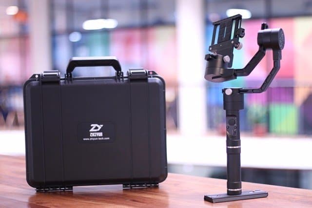 Zhiyun Crane V2 áp dụng thuật toán thông minh