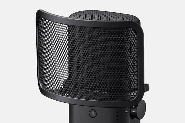Sony ECM-S1 được trang bị màn lọc âm giúp giảm âm thanh