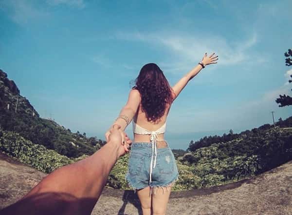20+ Tip Chụp Ảnh Đôi kiểu "follow me"