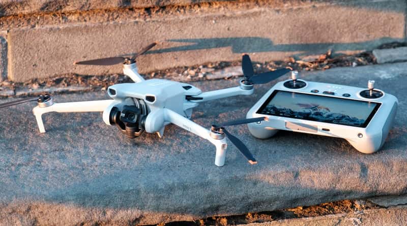 So sánh DJI Mini 3 và DJI Mini 2 về khả năng kết nối với DJI RC