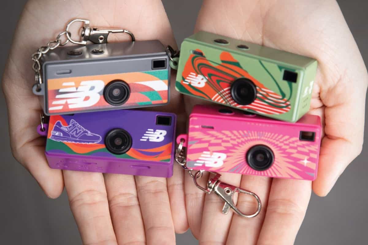 7-Eleven và New Balance hợp tác cho ra mắt máy ảnh phiên bản giới hạn