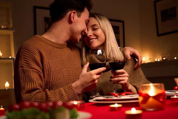 8/3 nên dành một bữa tối tuyệt vời bên người yêu