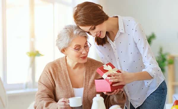Ngày 8/3 là ngày gì? 8-3 là ngày Quốc Tế Phụ Nữ