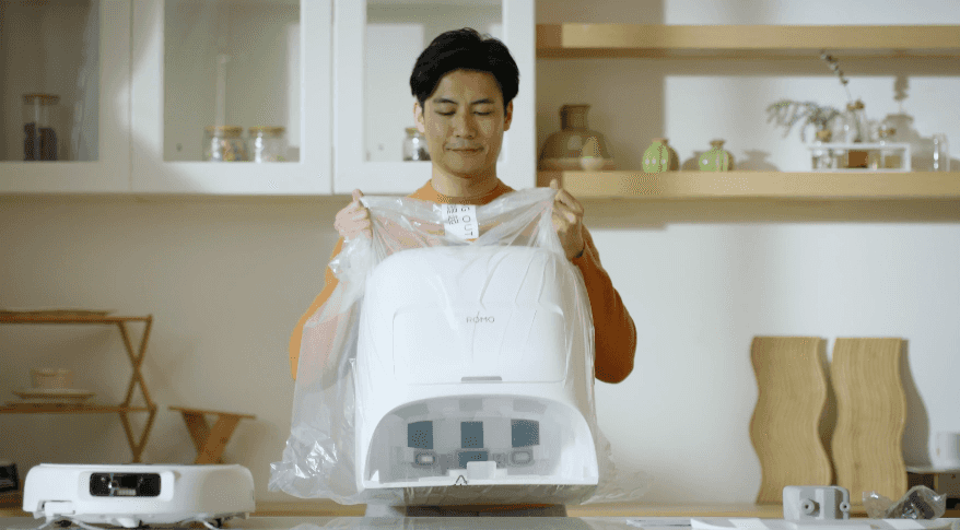Mở hộp DJI ROMO và kiểm tra phụ kiện