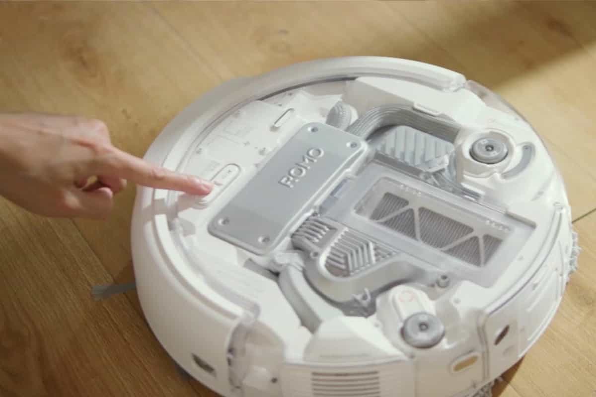 Nút quay về trạm gốc dừng thao tác và robot quay về trạm gốc
