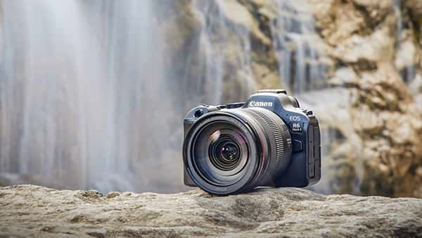 Canon R6 Mark II là chiếc máy ảnh mới nhất của Canon