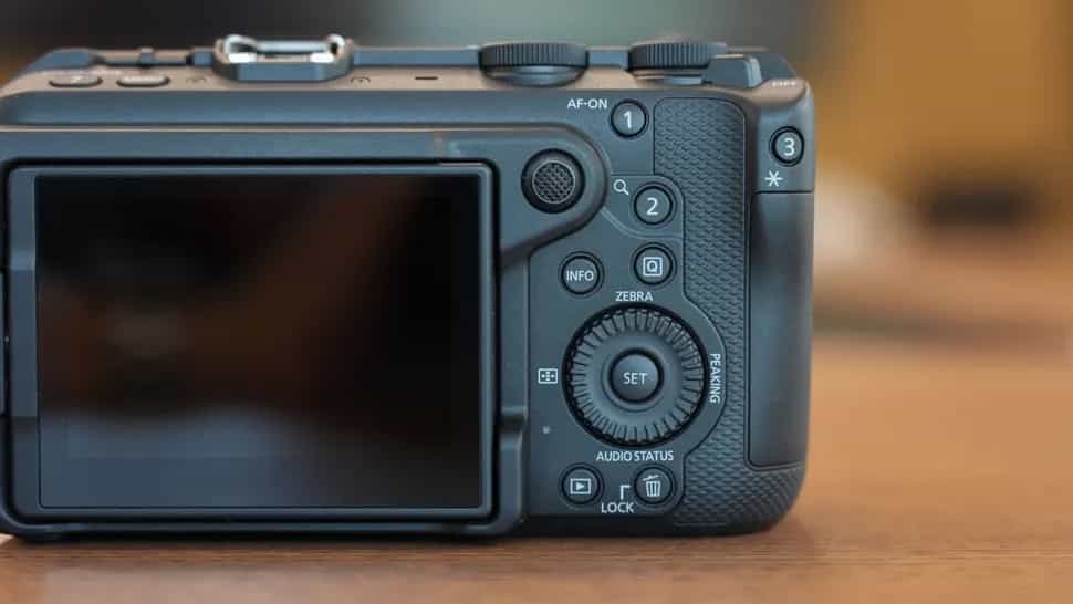 Review Canon EOS R6 V về phần cứng hình ảnh