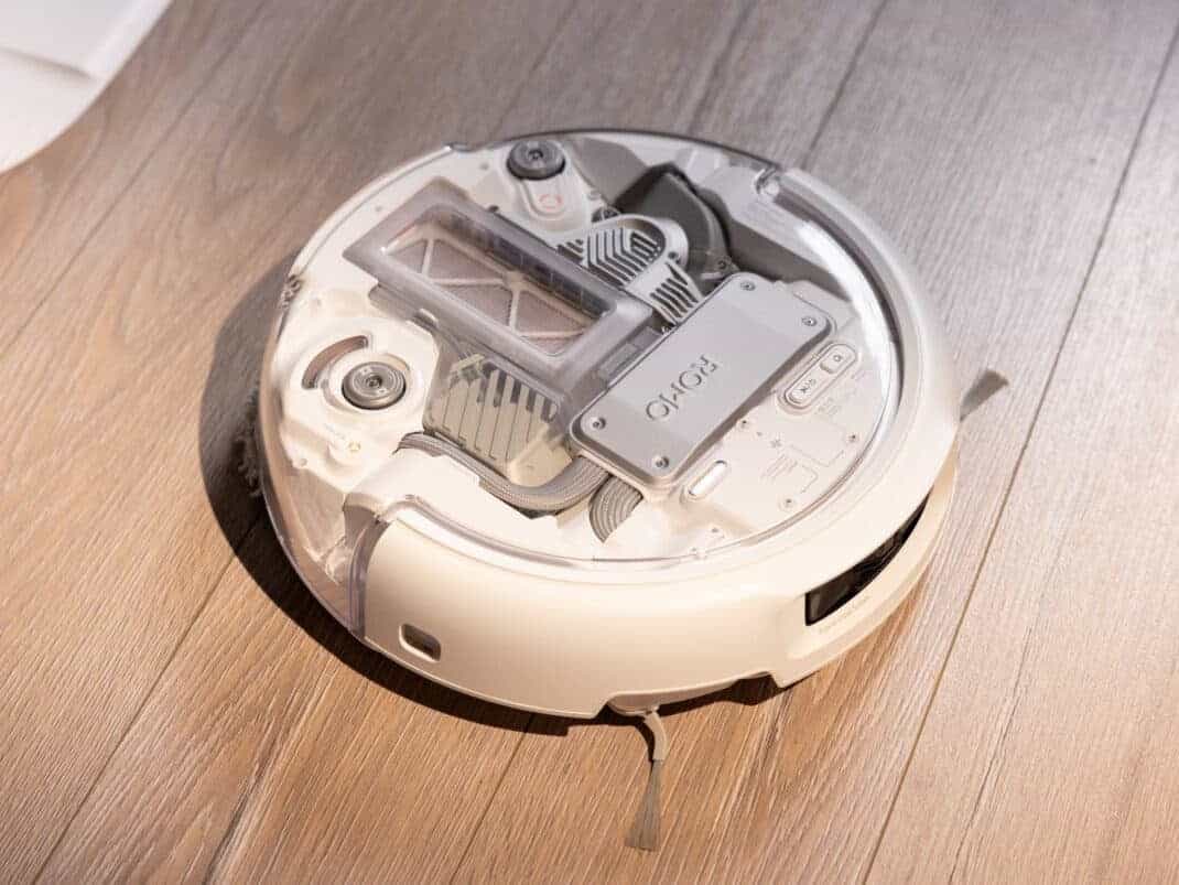 ROMO có thể vượt qua các bậc cao khoảng 2cm