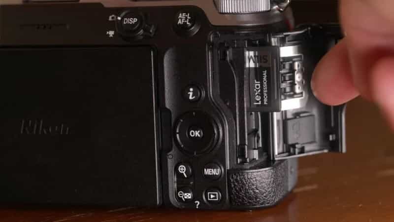 Pin và khả năng lưu trữ của Nikon Z5 IIC