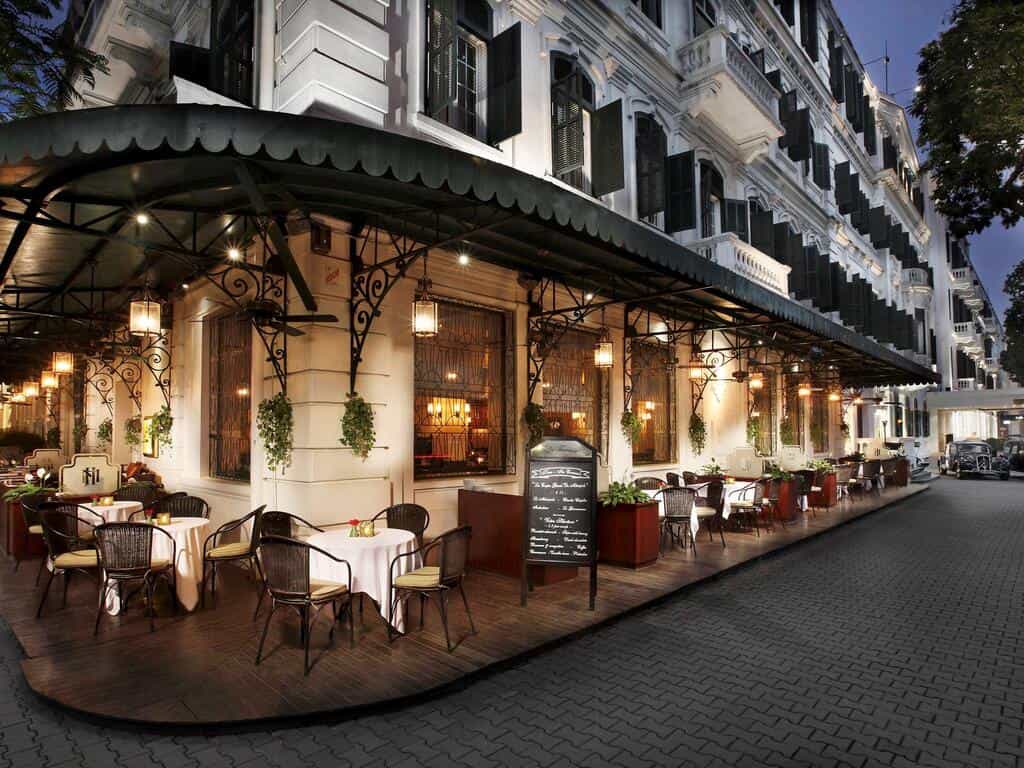 Checkin không khí Giáng Sinh ngập tràn tại Sofitel Metropole