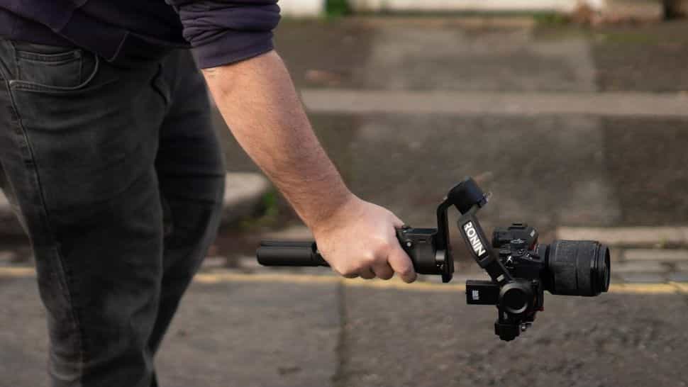 DJI RS4 Mini và DJI RS3 Mini đều có khả năng chịu tải trọng lên đến 2kg