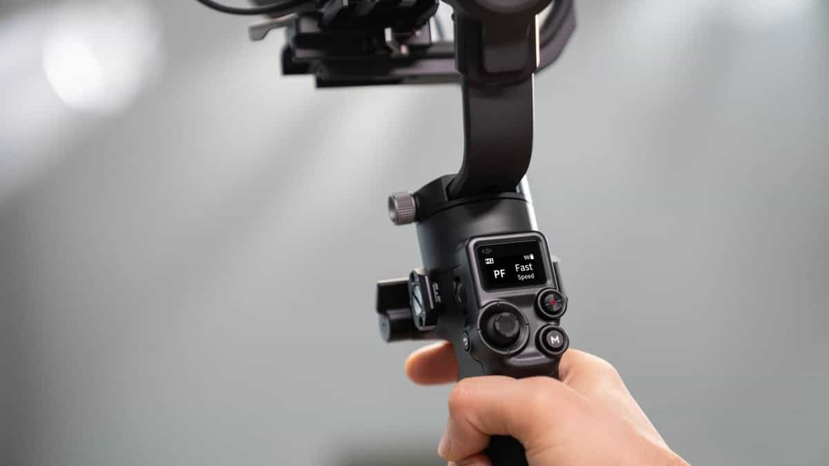 DJI RSC 2 và Ronin-SC - Bổ sung màn hình phụ trên gimbal mới