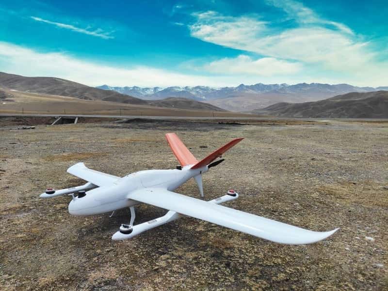 Máy bay không người lái cánh cố định (Fixed-Wing Drone)