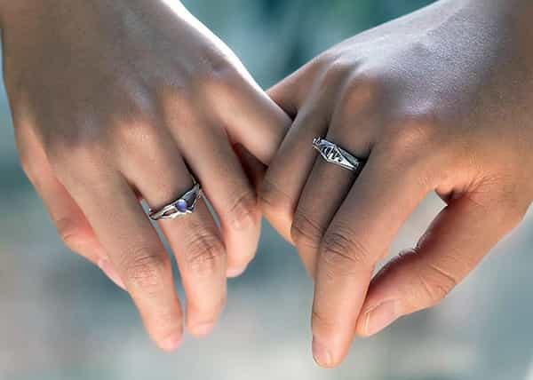 Nhẫn đôi như một sự khẳng định cho cả hai