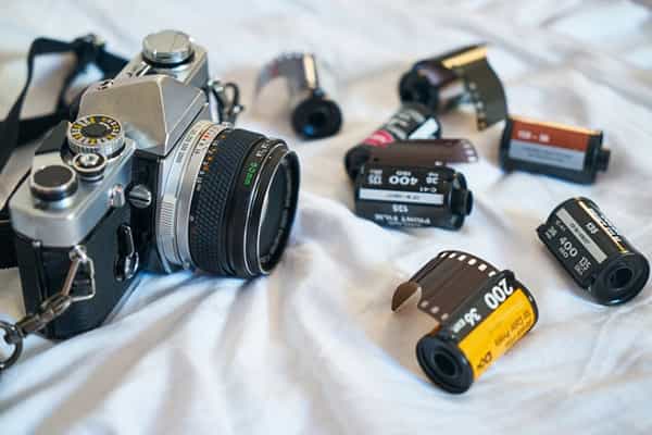 Máy ảnh là một món quà valentine độc đáo