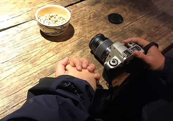 Máy ảnh là nơi lưu giữ kỉ niệm bên nhau
