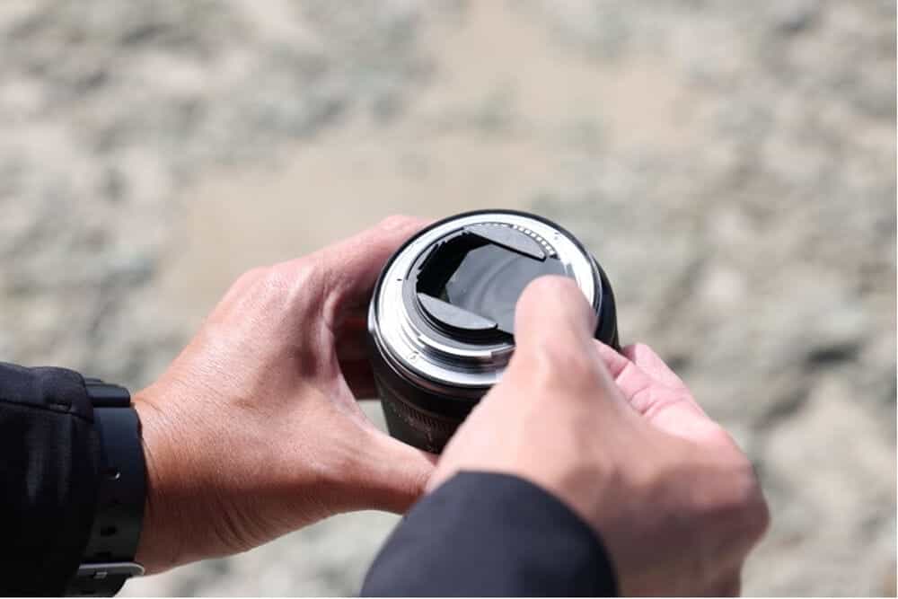 Ống kính góc rộng mới không hỗ trợ gắn filter ở mặt trước