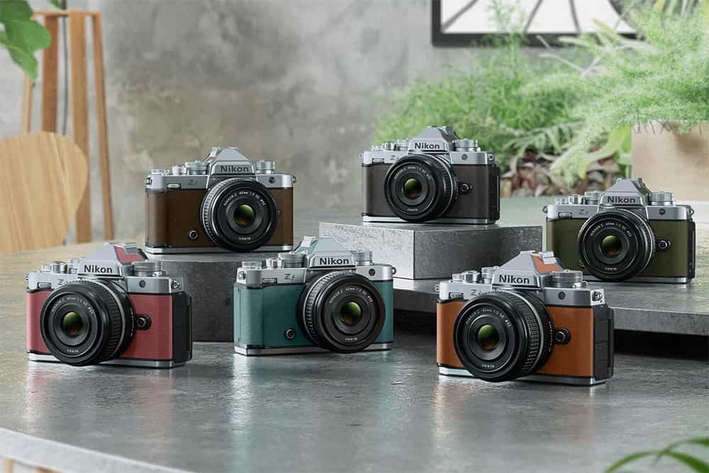 Nikon Zf Silver với thiết kế hoài cổ