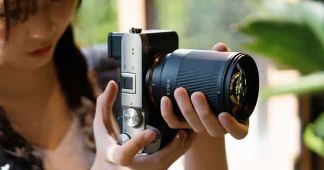 TTArtisan AF 85mm f/1.8 Neo có giá 99 USD