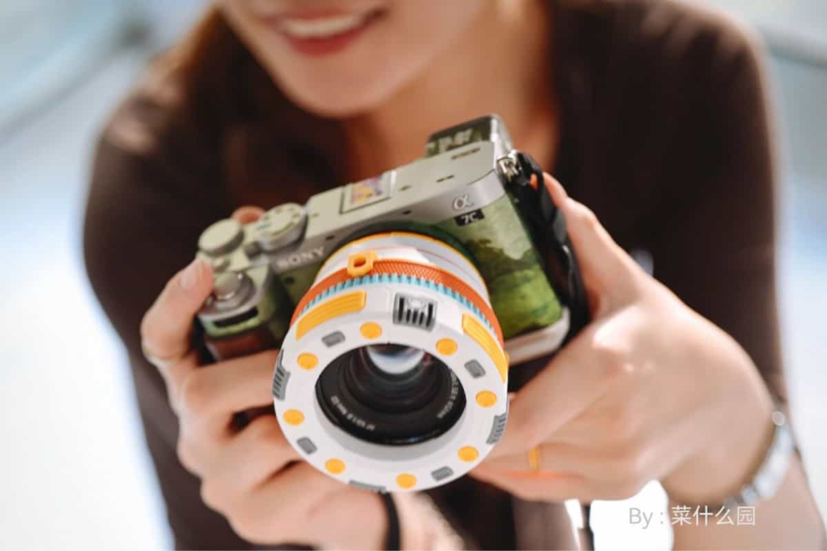 Ống kính có trọng lượng từ 156 đến 167g